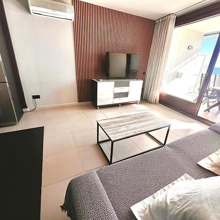 Apartaments Voramar Кембрилс Екстериор снимка