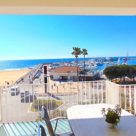 Apartaments Voramar Кембрилс Екстериор снимка