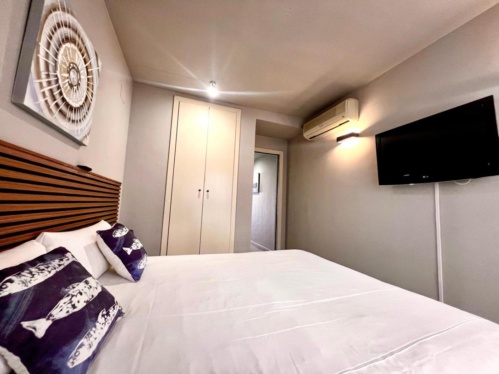 Apartaments Voramar Кембрилс Екстериор снимка