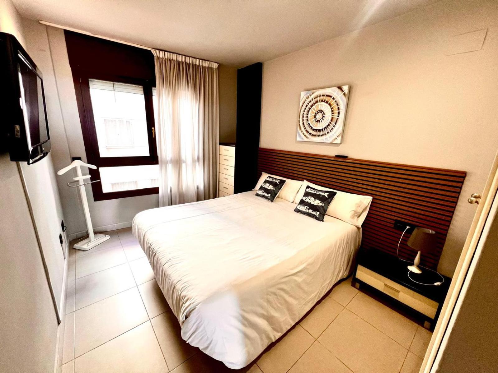 Apartaments Voramar Кембрилс Екстериор снимка